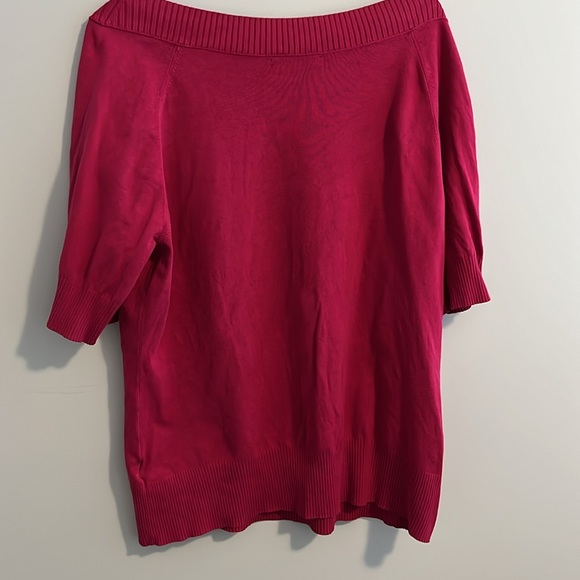 Bright magenta Summer sweater! - Picture 3 of 3